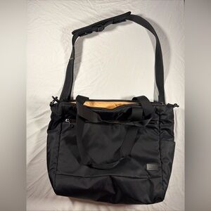 Pacsafe Citysafe CS400 Anti-Theft Travel Tote Shoulder Bag RFID Safe Black NWOT